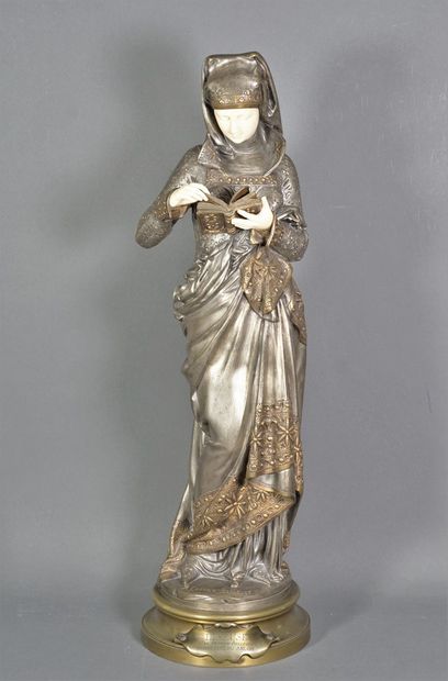Albert-Ernest CARRIER-BELLEUSE (1824-1887) 
Liseuse Bronze chryséléphantine à patine...