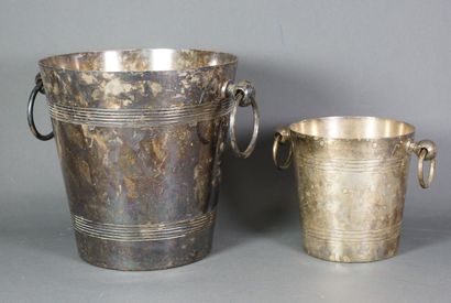 null Champagne bucket and ice bucket in silver plated metal.
