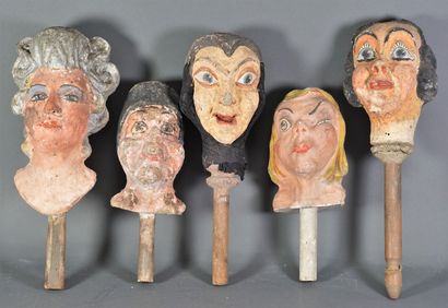 null Set of puppets from the Guignol theatre wood and polychrome papier-mâché Work...