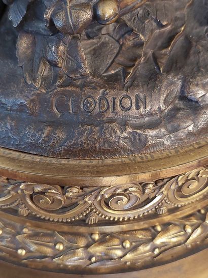 CLODION d'après Scène de Bacchanale Bronze à patine brune , signé reposant sur un...