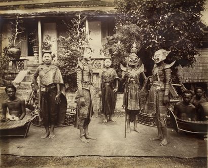 CAMBODGE - SIAM Album "Souvenir du Cambodge", 1886-1887 : Norodom 1er Roi du Cambodge,...