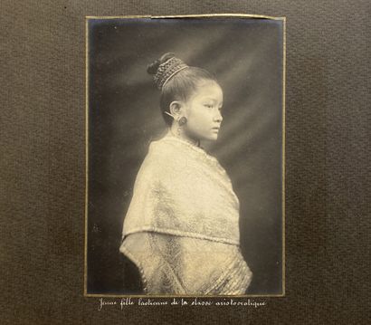INDOCHINE Ensemble de 3 albums "Indochine Française. Gouvernement Général de l'Indochine"....