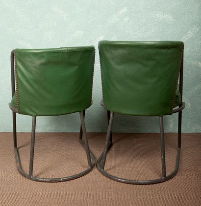 CHAISES LOUIS SOGNOT et CHARLOTTE ALIX (attribués à) Pair of chairs with curved tubular...
