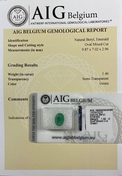 null Emeraude non montée pesant 1.46 carats accompagnée d'un certificat AIG