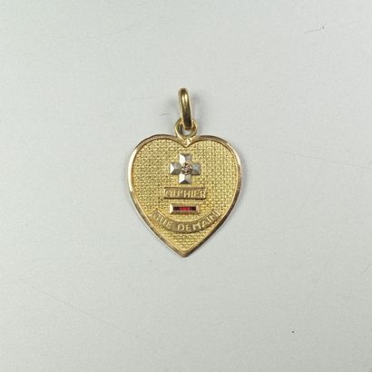 Médaille d'Amour en or jaune 18K (750/oo)...