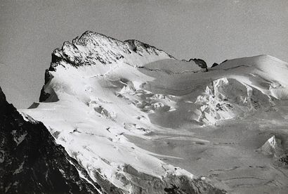 INGI (Louis Ingigliardi, dit) 1915-2008 MONTAGNE Dans le massif des Écrins, le Dôme...