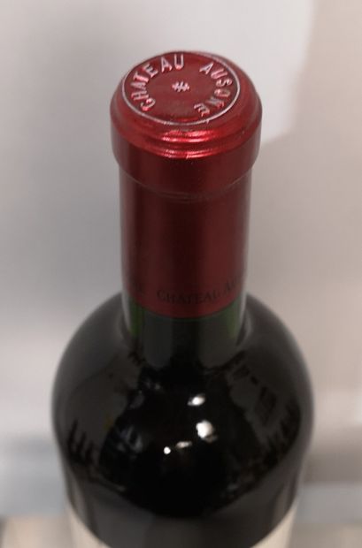 null 1 bottle Château AUSONE - 1er Gcc (A) Saint Emilion 2004 Label marked.