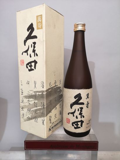 null 1 bouteille SAKE japonais KUBOTA MANJYU JUNMAI En étui.