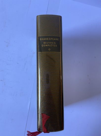 Shakespeare. Complete works. Published in Paris by Gallimard in 1959. Format in-12....