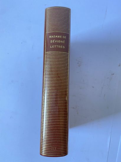 Madame de Sévigné. Lettres. Édité à Paris, chez Gallimard en 1963. De format in-12....