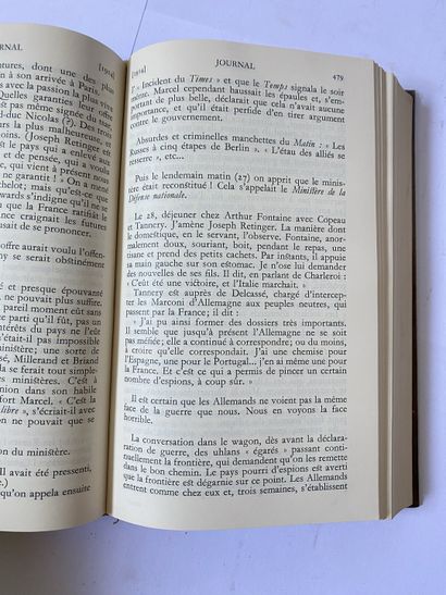 André Gide. Journal. Édité à Paris, chez Gallimard en 1948. De format in-12. Couverture...