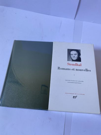Stendhal. Romans et nouvelles. Édité à Paris, chez Gallimard en 1952. De format in-12....
