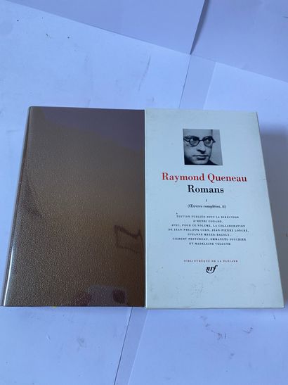Queneau, Raymond. Romans. Édité à Paris, chez Gallimard en 2002. De format in-12....
