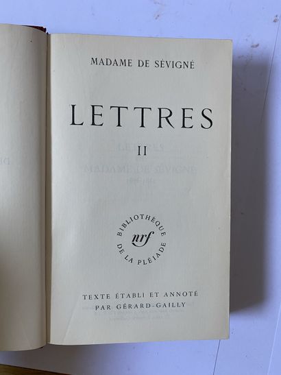 Madame de Sévigné. Lettres. Édité à Paris, chez Gallimard en 2002. De format in-12....