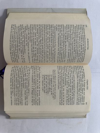 Shi Nai an Au bord de l'eau. Édité à Paris, chez Gallimard en 1978. De format in-12....