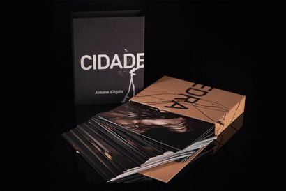 D'agata Antoine Cidade de Pedra. VOID, 2016. Coffret cartonné contenant tout un ensemble...