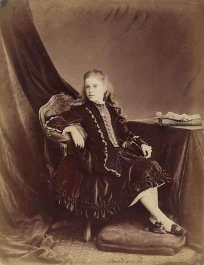 PIERRE-LOUIS PIERSON 1822-1913 (attribué à) Portrait de la princesse Troubetskoy,...