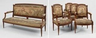 null SALON en bois naturel mouluré et sculpté comprenant un canapé et quatre fauteuils...