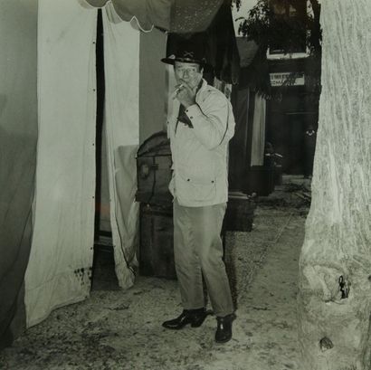 NEWMAN John Wayne Tirage argentique noir et blanc 39 x 39 cm à vue