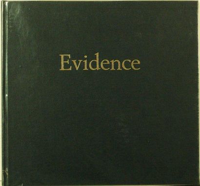 LARRY SULTAN ET MIKE MANDEL EVIDENCE Clatworthy Colorvues, 1977, 72 pages. Relié,...