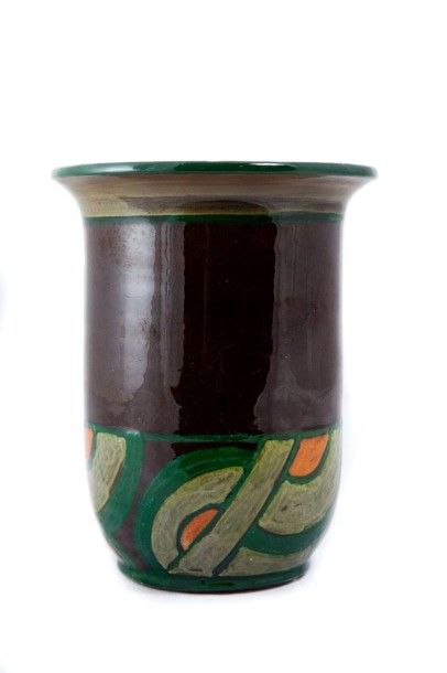 TRAVAIL FRANCAIS vers 1930 , dans le goût de Francis JOURDAIN Vase en céramique de...