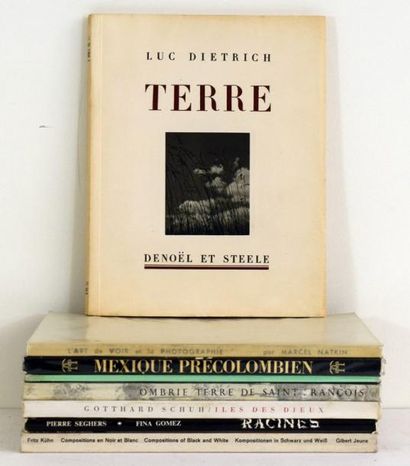 null HÉLIOGRAVURE - 8 VOLUMES - TERRE, Luc Dietrich, Denoël et Steele, 1936. Broché,...