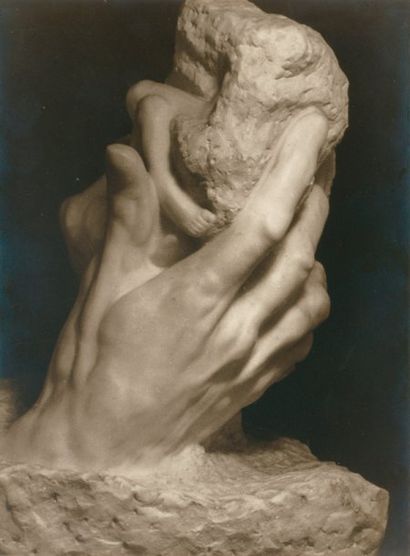 null ALBERT RUDOMINE 1892-1975 Rodin, la main de Dieu, ca. 1940. Tirage argentique...