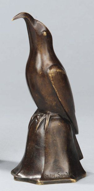 Edouard Marcel SANDOZ (1881-1971) Oiseau bleu Sculpture en bronze à patine foncée...