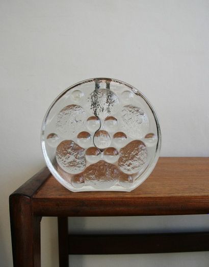 null Vase soliflore en verre transparent à décor de bulles en relief. Années 1970....