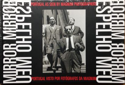 COLLECTIF Miror miror : Portugal as seen by Magnum photographers. Catalogue de l'exposition...