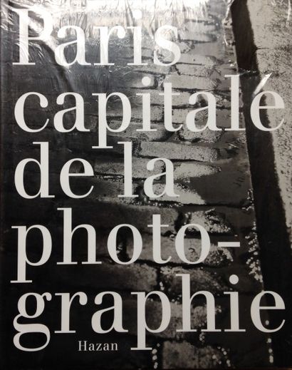COLLECTIF Paris capitale de la photographie. 1ère Édition. Par Michel Luxembourgaux....