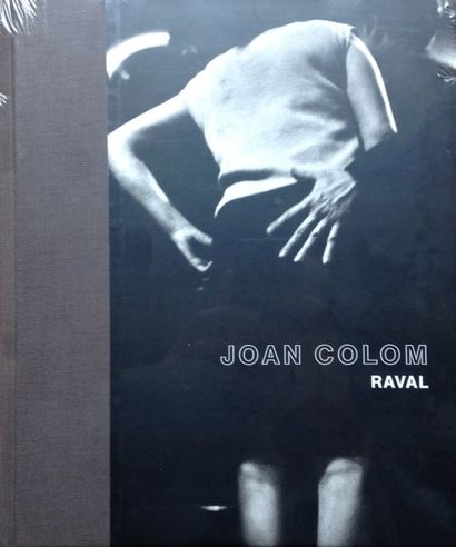 Colom Joan Raval. Pendant plus de 2 ans, Joan Colom explore les « bas-fonds » de...