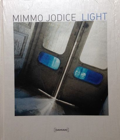 Jodice Mimmo Light. Bel ouvrage édité en 2008 par Damiani. Neuf, sous film plastique...