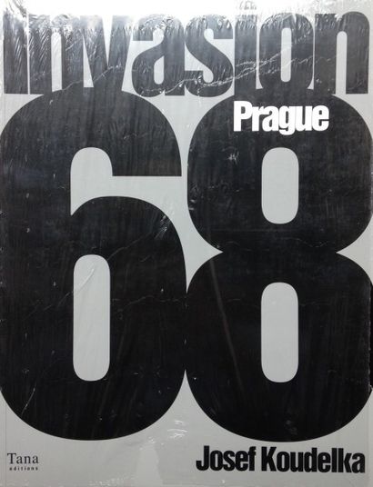 Koudelka Josef Invasion 68 Prague. Tana, 2008. Neuf, sous film plastique d'origi...