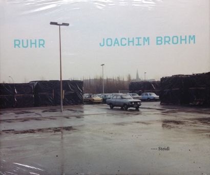 Brohm Joachim Ruhr. Reportage photographique sur la Ruhr en Allemagne, au cours de...