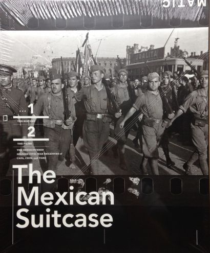 Capa Robert The Mexican Suitcase. En 1939, Robert Capa quitte en urgence la France...