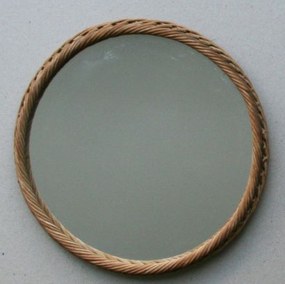null Miroir circulaire Cadre en rotin tressé Années 1960