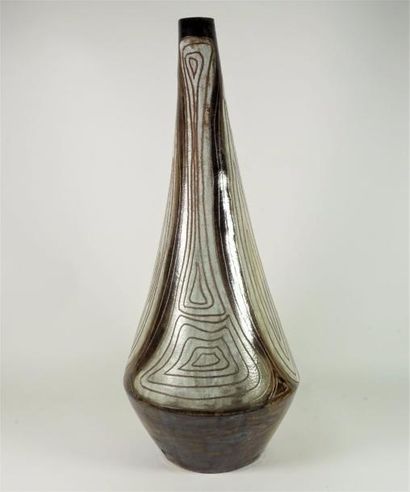 Alexandre KOSTANDA(1921-2007) Pied de lampe en grès à motifs géométriques scarifiés,...