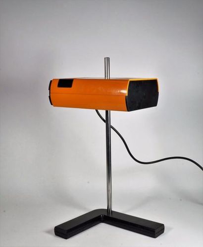 Jean-René TALOPP (1950) Collection Manade lampe de bureau en plastique orange et...