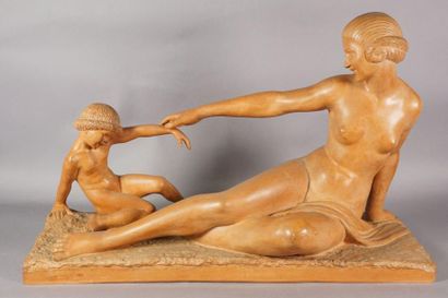 Marcel André BOURAINE (1886-1948) Femme et enfant terre cuite signée 37 x 54 x 24...