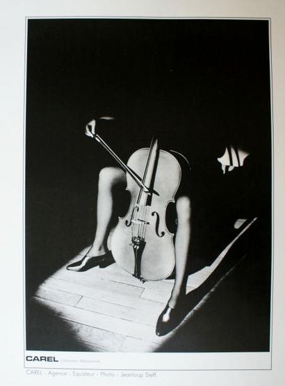 SIEFF Jeanloup (photo) CHAUSSURES CAREL.1986 Ubique Group - 80 x 60 cm - Non entoilée,...