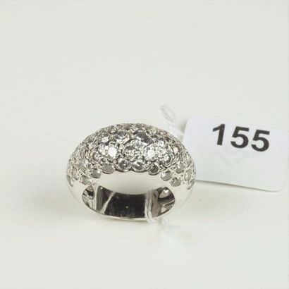 null Bague Jonc en or gris rhodié 18K (750/oo) pavée de diamants taille brillant...