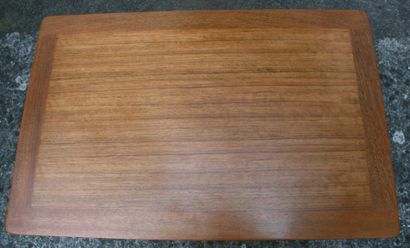 Edition E Gomme G PLAN Table basse rectangulaire, plateau en teck, piétement en bois...