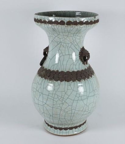 Vase en céramique émaillée craquelée couleur...