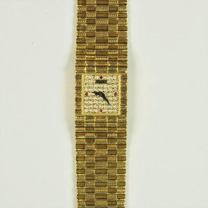 PIAGET Montre bracelet de dame en or jaune 18K (750/oo), le cadran carré entièrement...