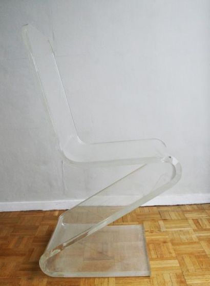 null Ensemble de 4 chaises Zig-zag en plexiglas transparent monobloc Années 1970/80...
