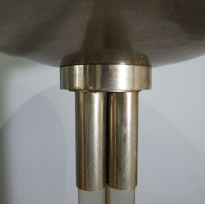 null Lampadaire Art déco en verre et métal Chromé H 173 coupe diamètre 63 cm