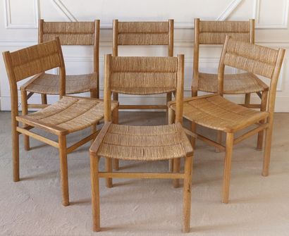 Suite de 6 chaises en bois naturel, l' assise...