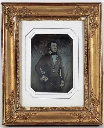 DAGUERREOTYPE Portrait d’un sous-préfet du Second Empire en costume d’apparat, ca.1850....