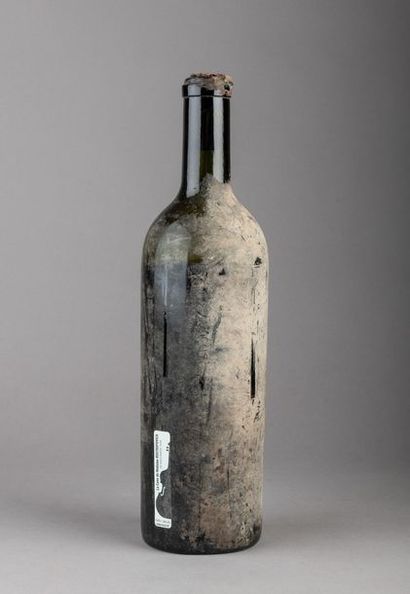 null 1 bouteille
CHÂTEAU MAYNE VIEL - Canon Fronsac 1927
Bouteille offerte à Maître...